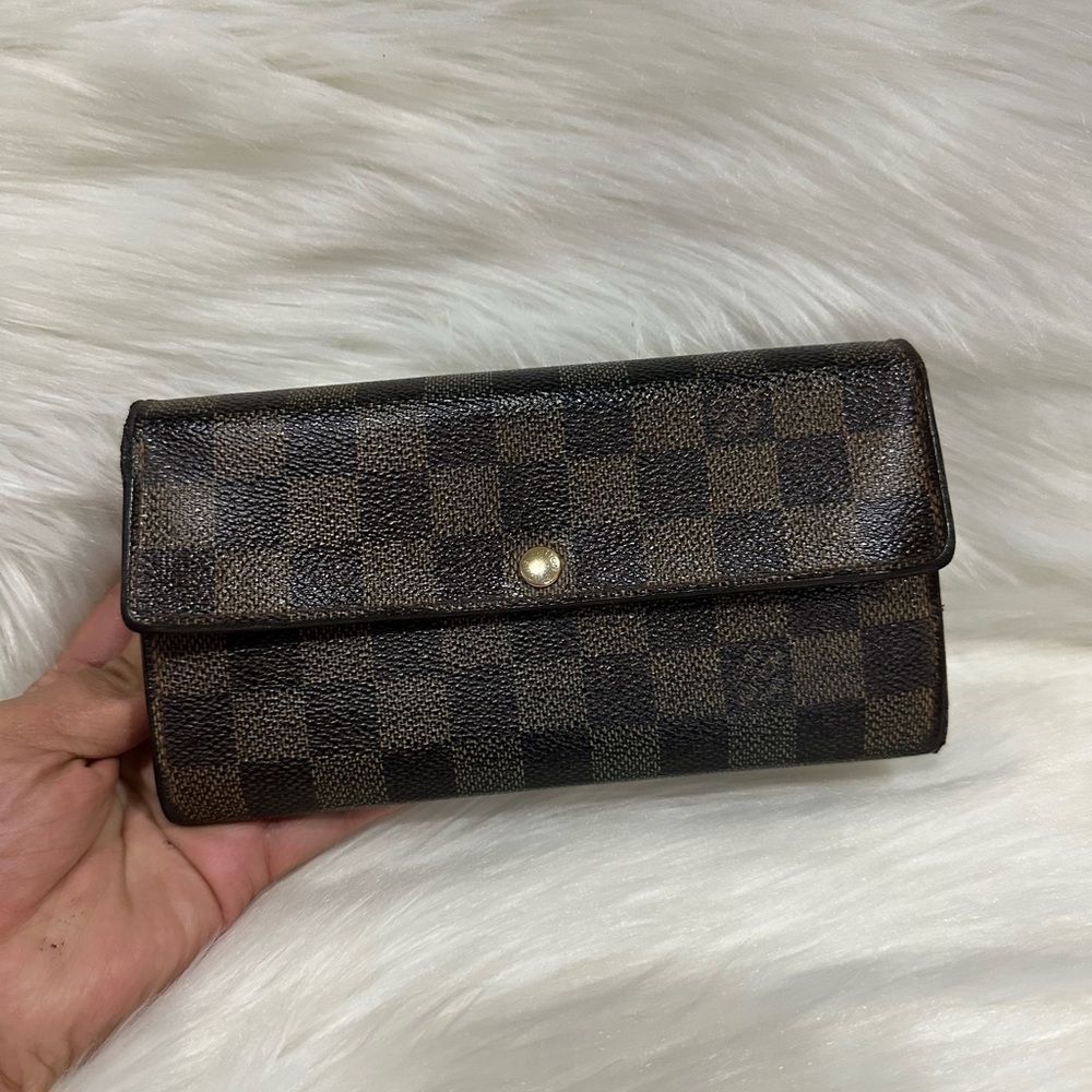 Authentic Louis Vuitton Damiere Long Wallet